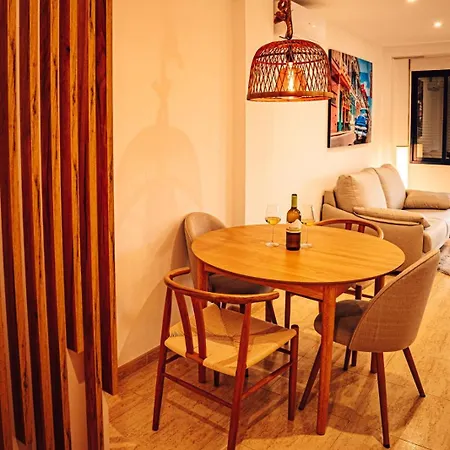 Pablo Apartment *